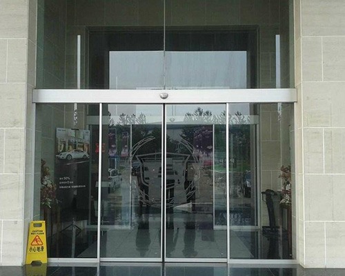 玻璃感应门