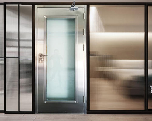 玻璃隔热防火门