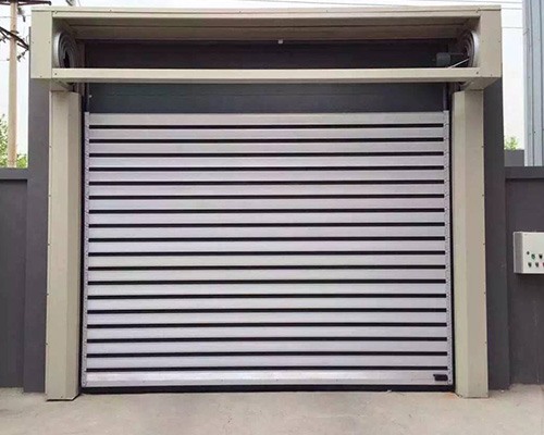 车库卷帘门