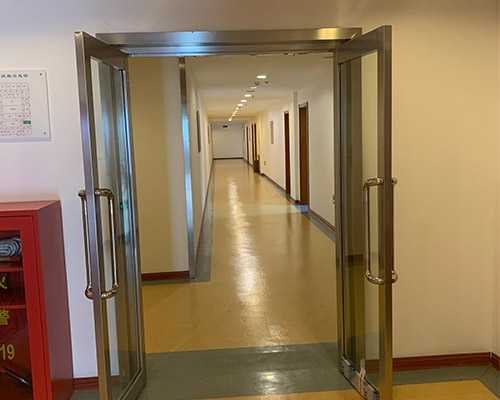 不锈钢防火玻璃门