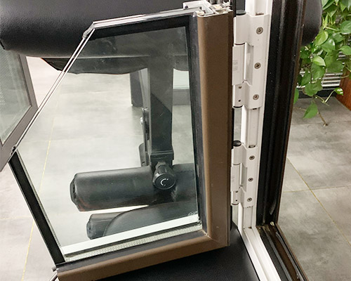 断桥铝耐火窗样角