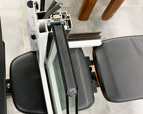 断桥耐火窗样角