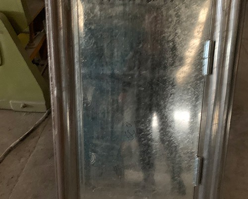 钢质防盗门样品