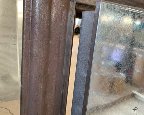 钢质防盗门样品